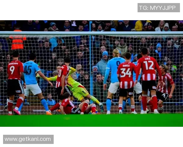 德甲盛宴:曼城狂胜巴萨四球齐发乌龙球引爆全场激情 德甲盛宴:曼城狂胜巴萨四球齐发乌龙球引爆全场激情