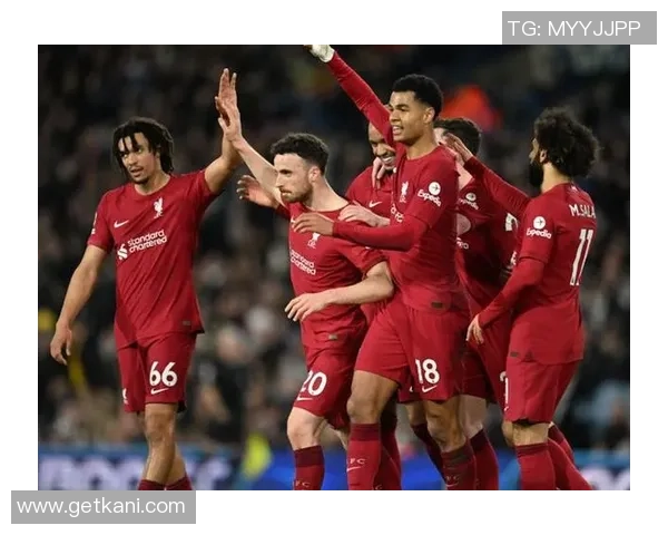 英超激情对决利物浦完胜拜仁绝杀瞬间点燃全场氛围 英超激情对决利物浦完胜拜仁绝杀瞬间点燃全场氛围