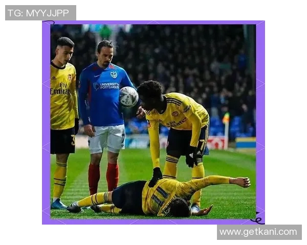 意甲激战尤文图斯与阿森纳握手言和绝杀瞬间引发争议判罚热议 意甲激战尤文图斯与阿森纳握手言和绝杀瞬间引发争议判罚热议