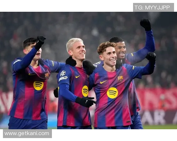 意甲激战巴萨绝杀里昂引发争议判罚全场沸腾