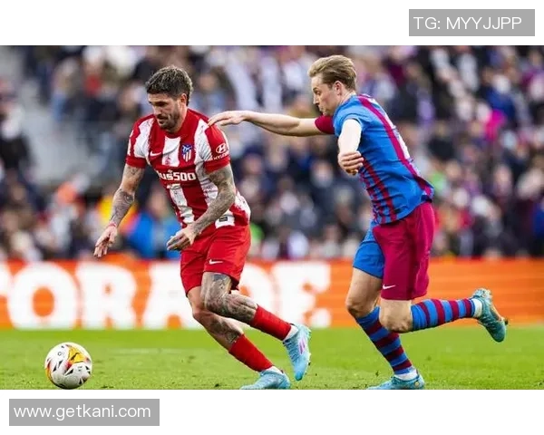 西甲精彩对决国米与里昂1比1平局逆转瞬间引发全场热烈反响 西甲精彩对决国米与里昂1比1平局逆转瞬间引发全场热烈反响